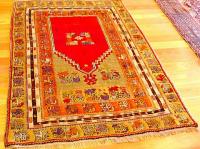 Carpet with Arapeli (Arabic hand) and ubuksuyu motives - Kirkit Carpet Collection