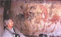 Nicole Thierry - In front of two Byzantine commander scene in her last exploration church in Gzelyurt (Aksaray), 2006