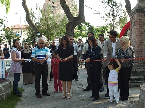 Kapadokya Kültür Müzesi’nde ebru ve tezhip sergisi